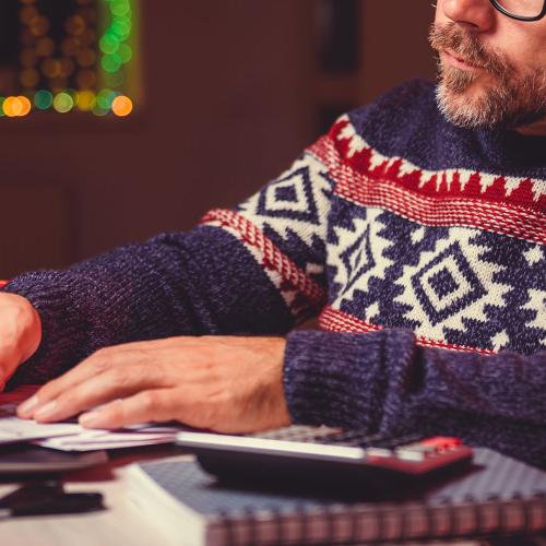 Noël : cadeau ou donation ? Combien peut-on donner à ses proches&nbsp;?